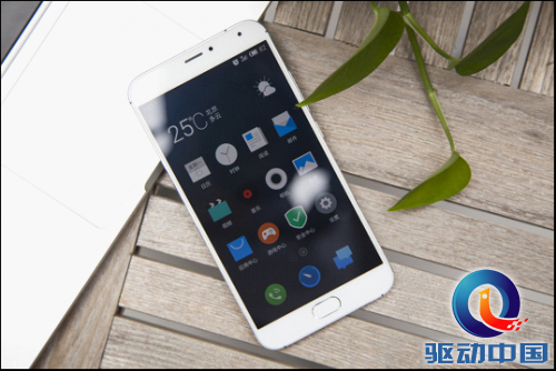 魅族MX5接入支付宝 指纹支付媲美iPhone6(图1) 魅族MX5接入支付宝 指纹支付媲美iPhone6(图1)