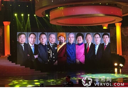 小天鹅空调连续两年爱心支持《寻找最美医生》公益活动(图3) 小天鹅空调连续两年爱心支持《寻找最美医生》公益活动(图3)