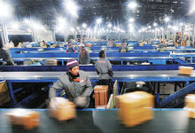 快递业洗牌加速：韵达申通均遭质疑