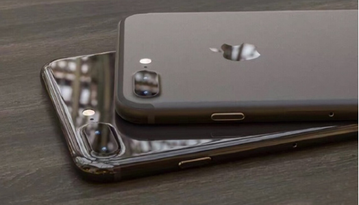 iPhone7原本想提前发布全显手机，结果被超多维科技抢先一