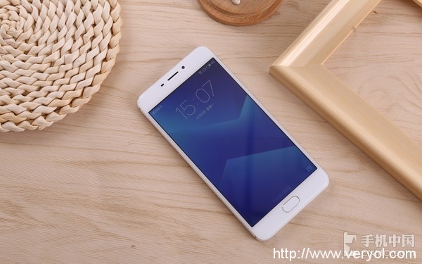 魅蓝Note5评测：全新工艺 超大电池更持久