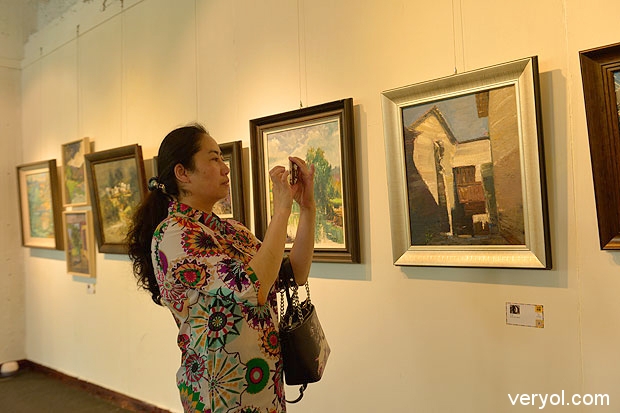 _DSC7227.jpg “与君微醺”川黔画家茅台写生展开幕(图15)