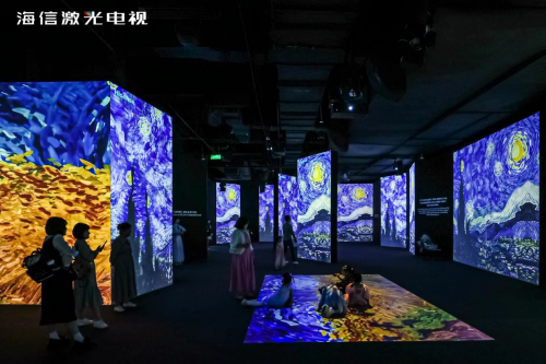 科技赋能艺术：海信激光电视携全球十大光影展“致敬梵高”亮相武汉(图1)