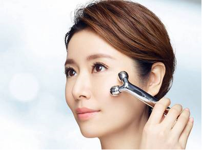 曾经售价高达两千现在只卖一百多！Refa美容仪价格狂跌引发网友破防