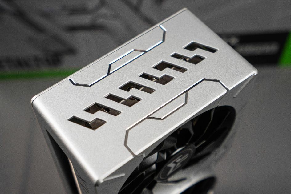 性能超凡入圣，影驰 GeForce RTX 4080 SUPER 金属大师评测(图10)