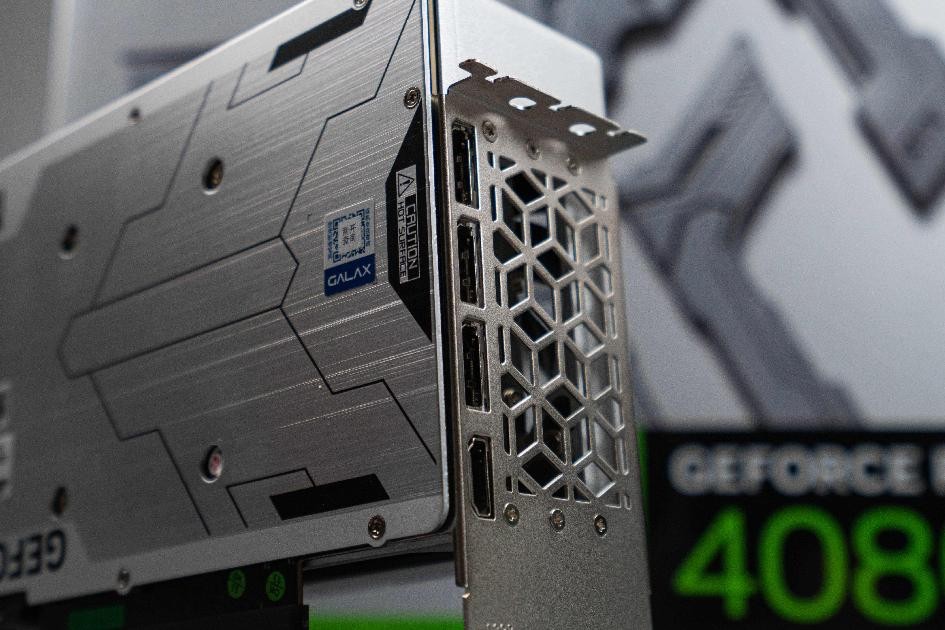性能超凡入圣，影驰 GeForce RTX 4080 SUPER 金属大师评测(图15)