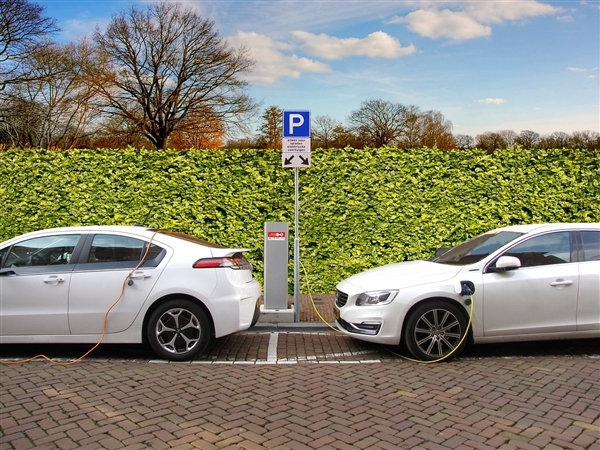曝新能源汽车年检或增加电池检测项目：不合格直接返厂或更换