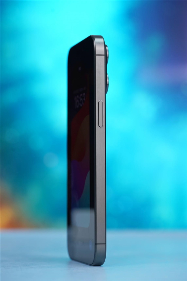钛金属手感大升级！iPhone 15 Pro Max图赏
