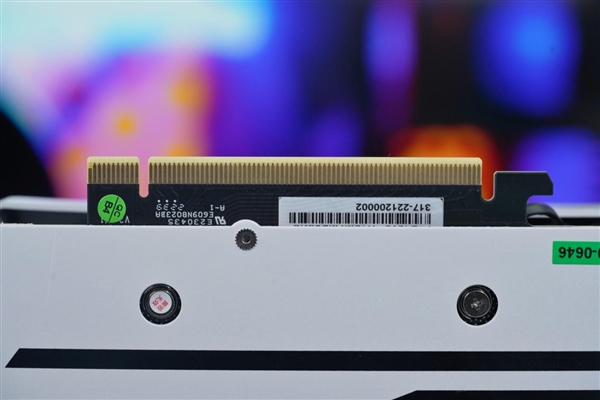 纯白高颜值！耕升RTX 4070 Ti星极皓月OC图赏