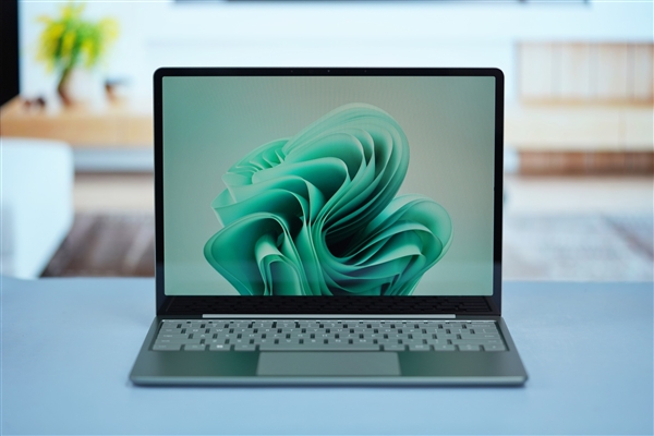 3:2生产力触控屏！微软Surface Laptop Go 3图赏