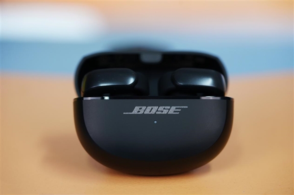 开放式耳夹耳机！BOSE Open Earbuds Ultra图赏