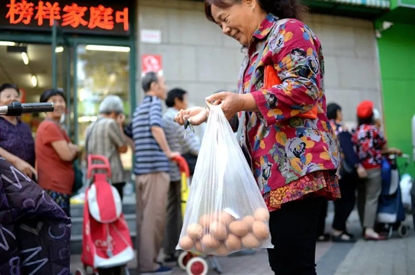 电价赶上油价、谁还伺候电动爹？