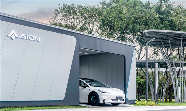 全方位超越特斯拉Model 3 广汽昊铂GT新车型上市 售23.99万起