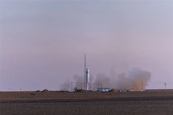 中国第一次！星际荣耀双曲线二号可复用火箭二次飞行成功