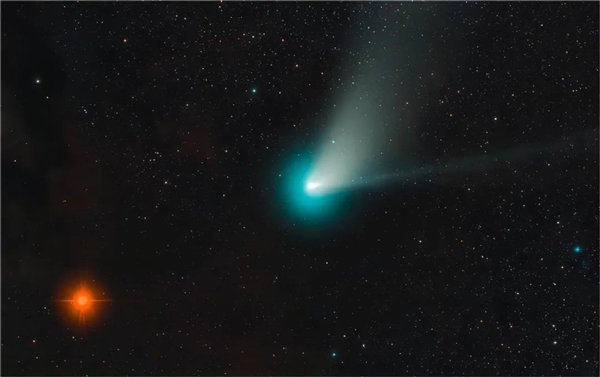 “魔鬼彗星”即将划过夜空：肉眼就能看见