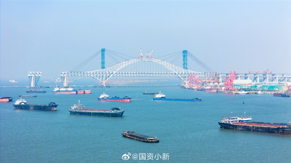 世界最大跨度斜拉桥！常泰长江大桥天星洲专用航道桥合龙