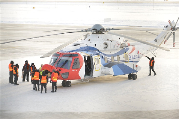 挑战漠河低温！AC313A国产直升机高寒首次试飞成功