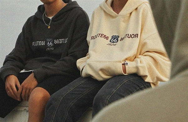美式潮流风：ROUTE 66套头卫衣69元抄底（90元大额券）