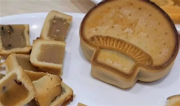 盘点哪些奇葩月饼：你吃过哪个？看到第四个 我崩溃了