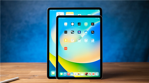 新款iPad Pro用OLED屏实锤：iPadOS 17.5