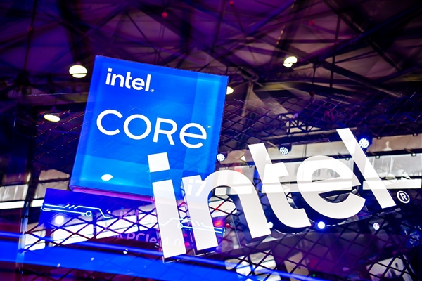 Intel 12代酷睿涨价后又要大降价！i9暴跌20％