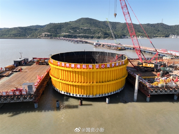 国内跨度最大！双屿门大桥进入海上主塔施工阶段