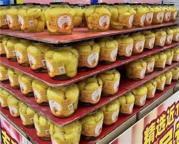 厂家称黄桃罐头没药效 网友调侃：黄桃罐头为何成东北人疯狂膜拜的神物