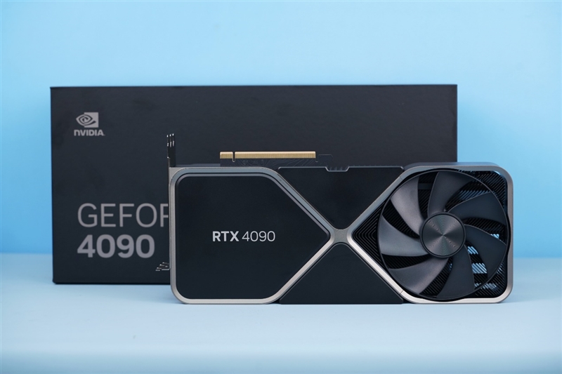DLSS 3一骑绝尘！NVIDIA RTX 4090评测：能效比远比想象的更优秀