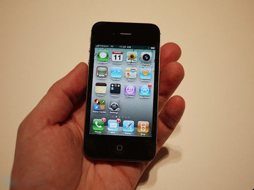 苹果明年将推iPhone 6S mini 重回4英寸时代(图1) 7C1378985E66D60B1F9348203C59EB03