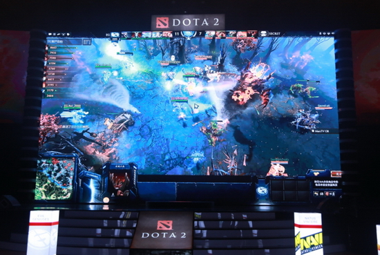 依托新媒体 三星曲面显示器“先手”助阵DOTA2亚洲邀请赛(图10) 依托新媒体 三星曲面显示器“先手”助阵DOTA2亚洲邀请赛(图10)