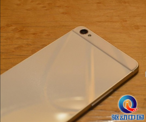 四大特色成就了ivvi S6时尚精品手机(图1) 1