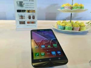新一代机皇诞生  4G运存华硕ZenFone2怪兽来袭