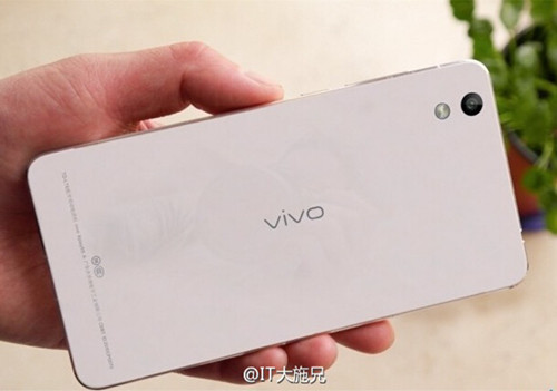 vivo新旗舰Xplay 5s真机曝光 6英寸曲面屏设计
