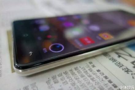 这是真的!OPPO无边框手机真机谍照再度曝光(图2) 02