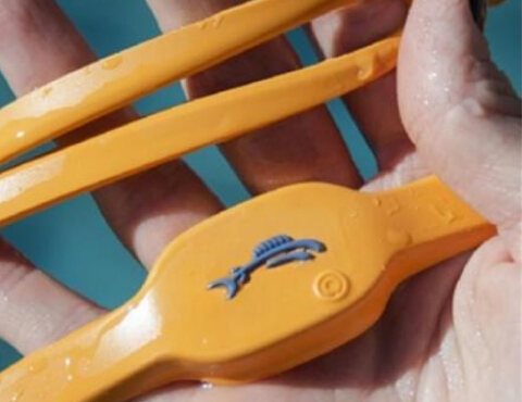 夏天孩子想游泳 没关系iSwimband为其保驾护航(图1) 2