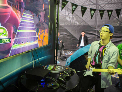 ALIENWARE嗨翻2015草莓音乐节!(图4) 4.jpg