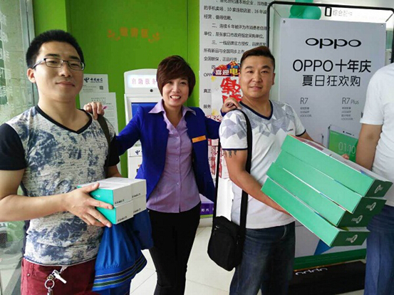 全金属闪拍利器,OPPO R7电信版周末火爆开售(图3) 3