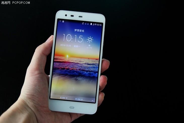 中国移动A1更亮眼 699元三款手机对比 