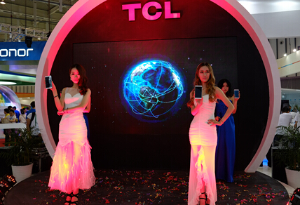 首款电信千元全网通4G手机——TCLP606L天翼展抢先发布(图4) 首款电信千元全网通4G手机——TCLP606L天翼展抢先发布(图4)