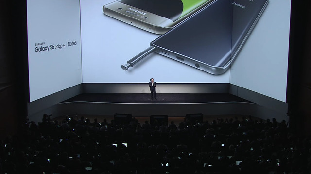 与iPhone 6s死磕?三星Note5/S6 Edge+纽约首发 (图1) 4