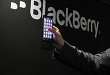 黑莓首款安卓机现身多伦多 滑盖安卓？