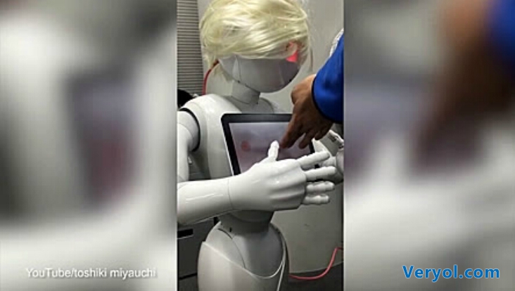 人工智能还没成型 人类已经开始对机器人耍流氓了!(图2) 0150923171416