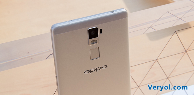 绝版收藏 巴萨MSN签名版OPPO R7 Plus开拍