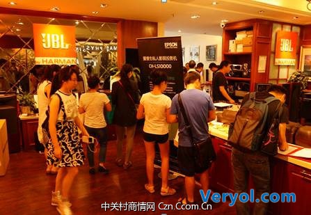 用户零距离体验 打造全新家庭影院(图3) 用户零距离体验 打造全新家庭影院(图3)