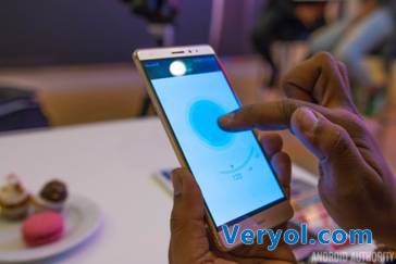 美媒Android Authority:上手亲测配备Force Touch的华为Mate S(图5) 说明: Huawei-Mate-S-Force-Touch-Luxury-Edition-AA-(3-of-5)