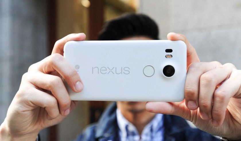 谷歌亲儿子爆负面 Nexus 5X陷入屏幕门!(图1) 20151027134516