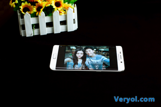 与众不同的资本 三星Galaxy S6 edge+趣味功能详解(图1) 与众不同的资本 三星Galaxy S6 edge+趣味功能详解(图1)