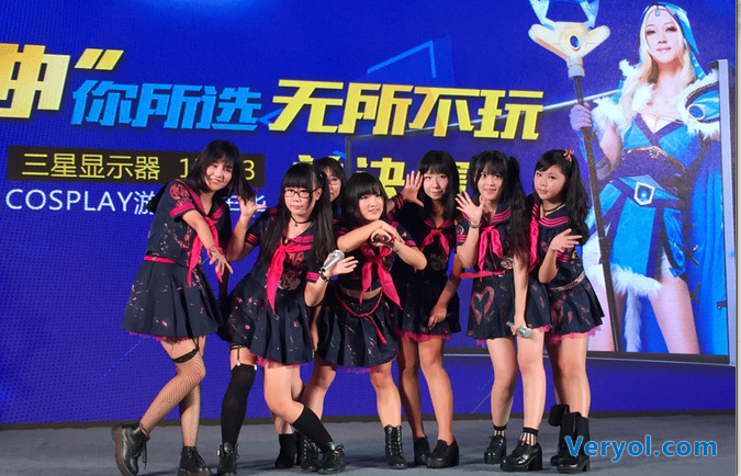一起玩儿吧!三星显示器曲面家族亮相2015腾讯游戏嘉年华(图2) 一起玩儿吧!三星显示器曲面家族亮相2015腾讯游戏嘉年华(图2)