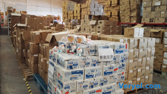 蜜芽“黑五”玩转仓库，自营实力打头牌