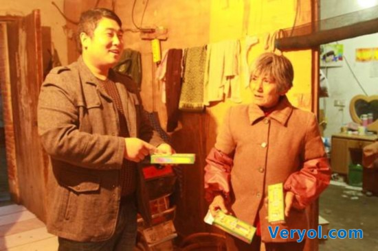 农村双11过后快递员合伙人联合送货 村民买得实惠用得开心(图2) 农村双11过后快递员合伙人联合送货 村民买得实惠用得开心(图2)